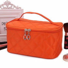 Lade das Bild in den Galerie-Viewer, The Fashion Beauty Bag
