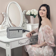 Lade das Bild in den Galerie-Viewer, Die zeitlose Toiletttasche